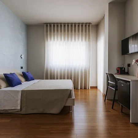 Apulia Blue Apartements & 4*