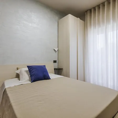 Apulia Blue Apartements & 4* 巴里