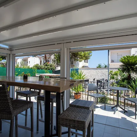 Apulia Blue Apartements & Oda ve Kahvaltı 4*