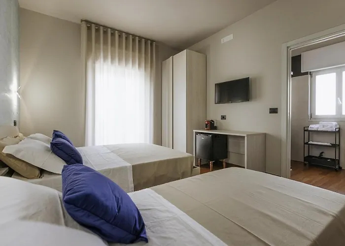 Alojamento de Acomodação e Pequeno-almoço Apulia Blue Apartements & 4*